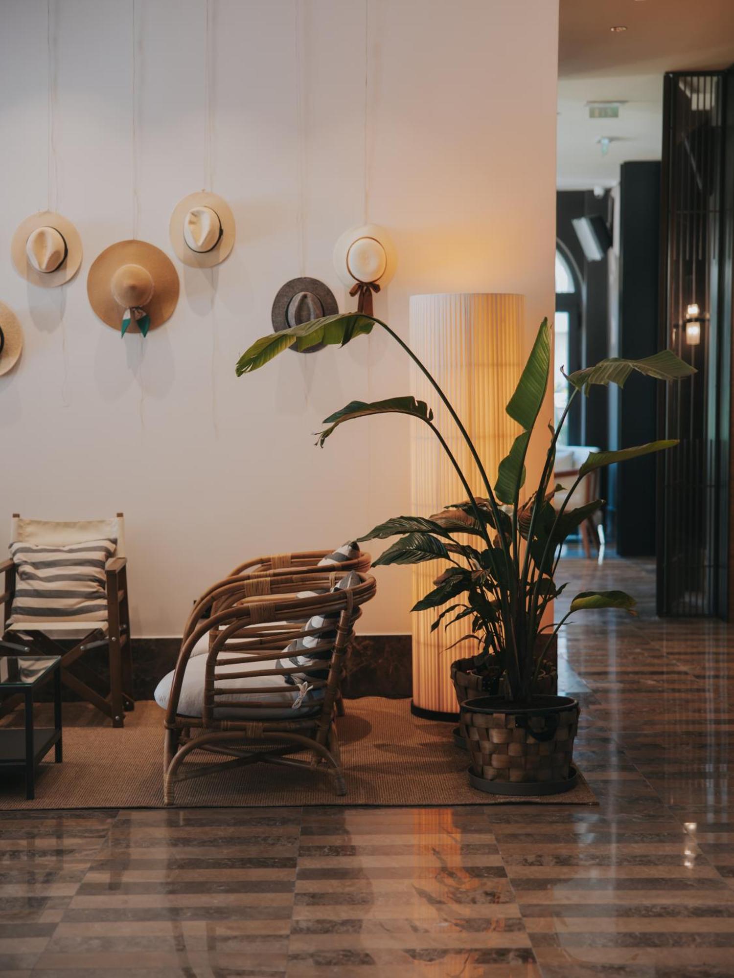 Infinity Hotel & More Budva Exterior foto